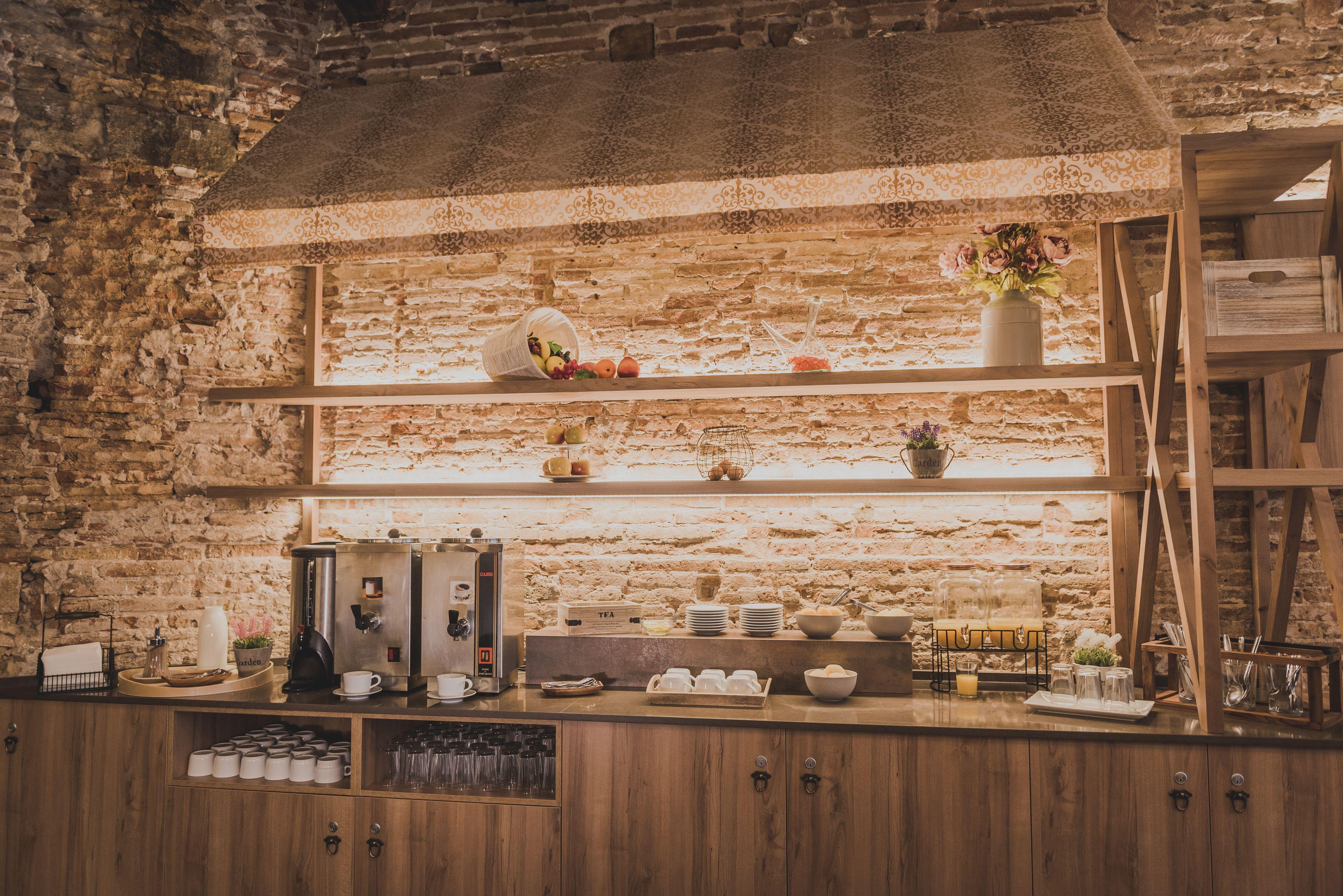 Hostal Marenostrum, Barcelona